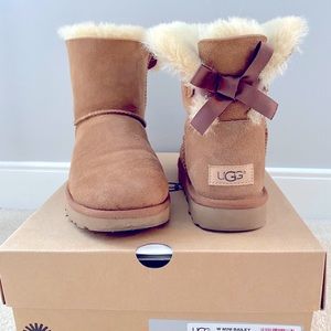 Ugg Mini Bailey Bow